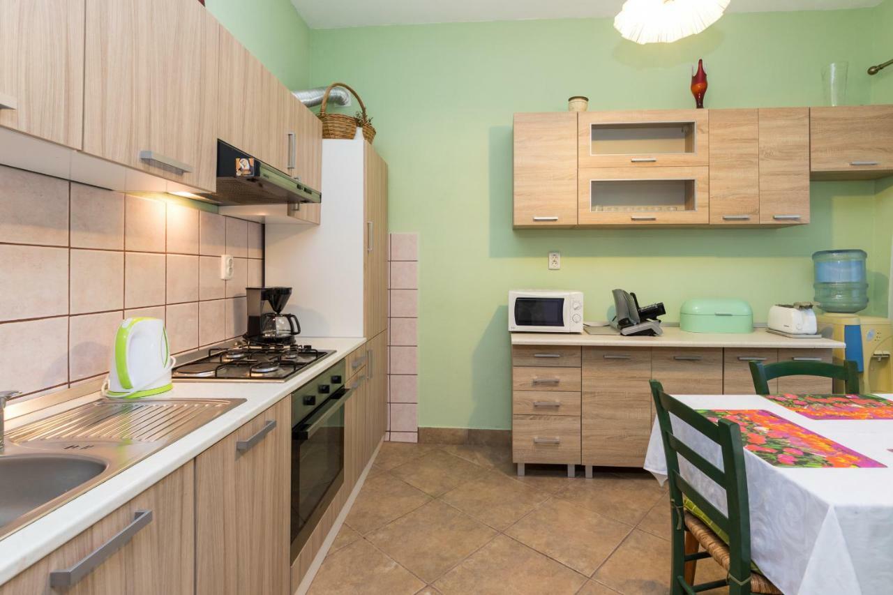 Apartments Toni With Free Parking Kaštela Εξωτερικό φωτογραφία